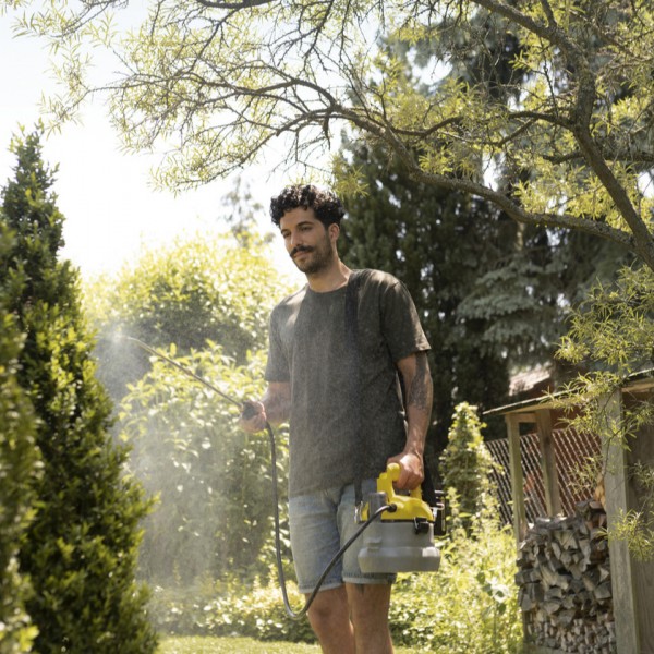 Karcher PSU 4-18 Battery Power Pressure Sprayer | 1.445-300.0 Karcher PSU 4-18 Battery Power Pressure Sprayer | 1.445-300.0
